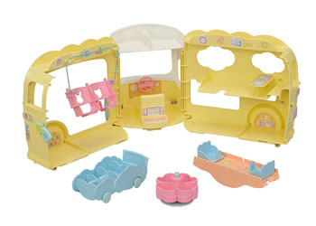 Sylvanian Families - Rainbow Fun Nursery Bus