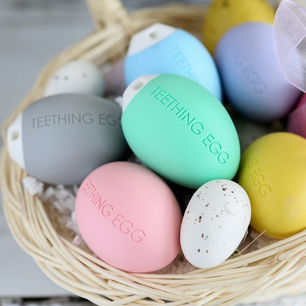 The Teething Egg with clip