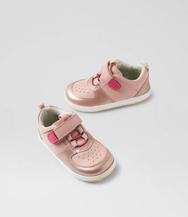 Bobux - I Walk - Backspin Leather Sneakers