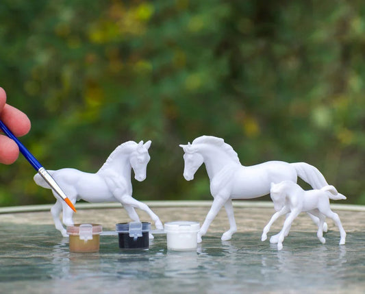 Breyer - Paint & Play Horse Family
