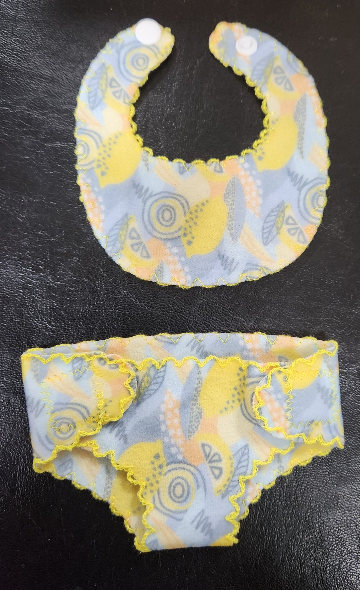 Doll Clothes 14 inch Bib and Nappy